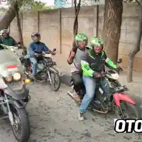 Galleri foto Galeri: Jeffrey Polnaja Konvoy di Ibu Kota Bareng Bikers
