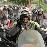 Galleri foto Galeri Foto : Road to Finish 420.000 Km Jeffrey Polnaja Galleri foto Galeri Foto : Road to Finish 420.000 Km Jeffrey Polnaja