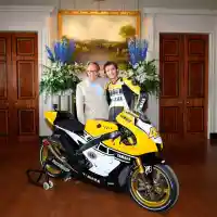 Galleri foto Livery Special Yamaha YZR-M1 Valentino Rossi di Goodwood, Ini Galerinya! 