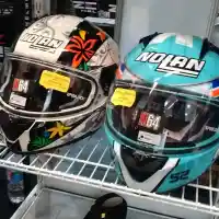 Galleri foto Galeri Foto: Jakarta Helmet Exhibition 2017 Sukses Disesaki Pemburu Helm Berkualitas