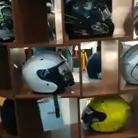 Galleri foto Galeri Foto: Jakarta Helmet Exhibition 2017 Sukses Disesaki Pemburu Helm Berkualitas