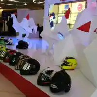 Galleri foto Galeri Foto: Jakarta Helmet Exhibition 2017 Sukses Disesaki Pemburu Helm Berkualitas