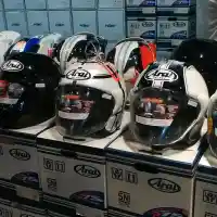 Galleri foto Galeri Foto: Jakarta Helmet Exhibition 2017 Sukses Disesaki Pemburu Helm Berkualitas