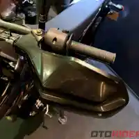 Galleri foto GALERI: Kawasaki KLX230SM, Supermoto 230 cc Seharga Rp 54 Jutaan