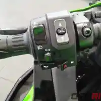 Galleri foto GALERI: Lebih Dekat dengan Kawasaki Ninja ZX-25R 2021