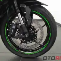 Galleri foto GALERI: Lebih Dekat dengan Kawasaki Ninja ZX-25R 2021