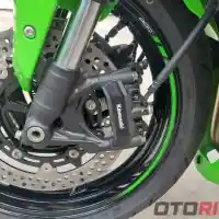 Galleri foto GALERI: Kawasaki Ninja ZX-4RR, Beda Tipis Dari ZX-25RR