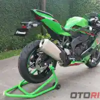 Galleri foto GALERI: Kawasaki Ninja ZX-4RR, Beda Tipis Dari ZX-25RR