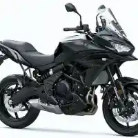 Galleri foto GALERI: Kawasaki Versys 650 2022, Tampil Agresif dan Sporty