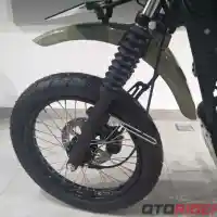 Galleri foto Spek Lengkap Kawasaki W175TR (20 Foto)