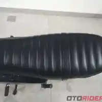 Galleri foto Spek Lengkap Kawasaki W175TR (20 Foto)