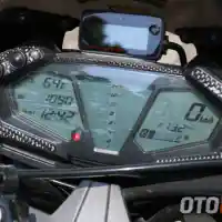 Galleri foto Kawasaki Z800 Pelek Rotobox, Tetap Nyaman Sedap Dipandang