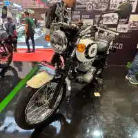 Galleri foto Tetap Tenang! Ini Tips Aman Berkendara di Kemacetan dengan Sepeda Motor