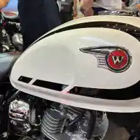 Galleri foto Tetap Tenang! Ini Tips Aman Berkendara di Kemacetan dengan Sepeda Motor