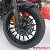 Galleri foto GALERI: Punya Tampang Gahar, Ini Detail Tampilan Keeway V252C