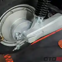 Galleri foto GALERI: Detail Tampilan Motor Listrik Rp 19 Jutaan, Keeway EV Anne