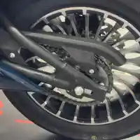 Galleri foto FOTO: Keeway Gleiten 125 Motor Chopper dengan Mesin CVT Galleri foto FOTO: Keeway Gleiten 125 Motor Chopper dengan Mesin CVT