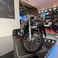 Galleri foto FOTO: Keeway Gleiten 125 Motor Chopper dengan Mesin CVT Galleri foto FOTO: Keeway Gleiten 125 Motor Chopper dengan Mesin CVT