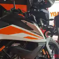 Galleri foto GALERI: Motor Petualang Baru KTM 390 Adventure (22 Foto)
