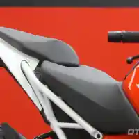 Galleri foto Komparasi Spek KTM Duke 250 VS Duke 390, Ini Perbedaannya Galleri foto Komparasi Spek KTM Duke 250 VS Duke 390, Ini Perbedaannya