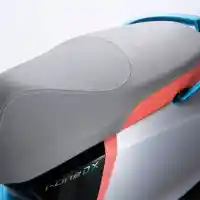 Galleri foto GALERI: Kymco i-One DX, Skuter Listrik Pintar yang Curi Perhatian