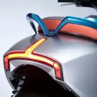 Galleri foto GALERI: Kymco i-One DX, Skuter Listrik Pintar yang Curi Perhatian