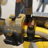 Galleri foto FOTO: Letbe Mecha, Detail Skuter Matik Gambot Bergaya Futuristik