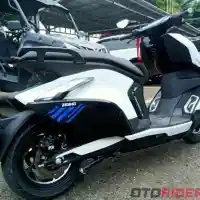Galleri foto GALERI: Detail Tampilan Motor Listrik CFMoto, Zeeho AE8