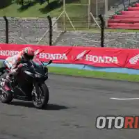 Galleri foto Galeri Foto: Marc Marquez Rayakan Gelar Juara Dunia di Indonesia 