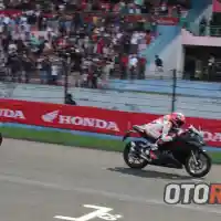 Galleri foto Galeri Foto: Marc Marquez Rayakan Gelar Juara Dunia di Indonesia 