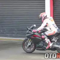 Galleri foto Galeri Foto: Marc Marquez Rayakan Gelar Juara Dunia di Indonesia 