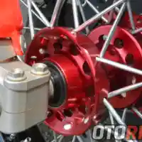 Galleri foto Modifikasi Honda CRF450, Ubahan Ringan Bahan Latihan