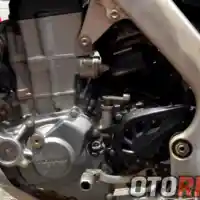 Galleri foto Modifikasi Honda CRF450, Ubahan Ringan Bahan Latihan