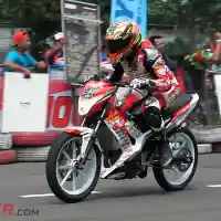 Galleri foto Modifikasi Honda Sonic 150R, Tunggangan Jawara Indoprix