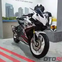 Galleri foto GALERI: Inspirasi Modifikasi New Honda CBR250RR Street Sporty