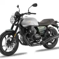 Galleri foto GALERI: Moto Guzzi New V7 Stone dan V85 TT Centenario Limited Edition