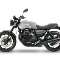 Galleri foto GALERI: Moto Guzzi New V7 Stone dan V85 TT Centenario Limited Edition