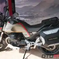 Galleri foto GALERI: Motor Petualang Moto Guzzi V85TT Travel (21 Foto)