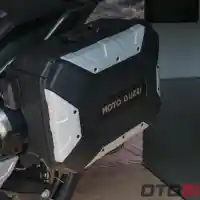 Galleri foto GALERI: Motor Petualang Moto Guzzi V85TT Travel (21 Foto)