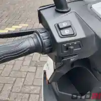 Galleri foto GALERI: Motor Listrik Polytron Evo Electric, Punya Fitur Radio