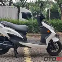 Galleri foto GALERI: Motor Listrik Polytron Evo Electric, Punya Fitur Radio