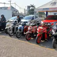 Galleri foto FOTO: Motor-Motor di Daihatsu Kumpul Sahabat Sidoarjo Galleri foto FOTO: Motor-Motor di Daihatsu Kumpul Sahabat Sidoarjo