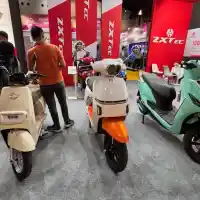 Galleri foto FOTO: Saat Motor Listrik Asal China Serbu PEVS 2025