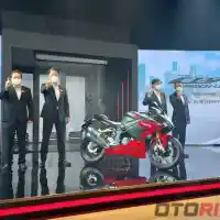 Galleri foto GALERI: New Honda CBR250RR Punya Bodi dan Fitur Baru