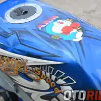 Galleri foto Modifikasi Kawasaki Ninja R 2011, Gaya Street Racing Klimis