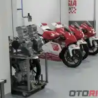 Galleri foto GALERI: Intip Paddock Tim WSBK 2021 dan Trek Sirkuit Mandalika Galleri foto GALERI: Intip Paddock Tim WSBK 2021 dan Trek Sirkuit Mandalika