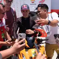 Galleri foto GALERI: Intip Keseruan Aktivitas Paddock MotoGP Mandalika 2023