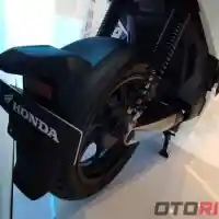 Galleri foto GALERI: Motor Listrik Honda PCX Electric
