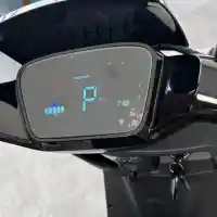 Galleri foto FOTO: Polytron Fox 200, Motor Listrik Rp 11,5 Juta untuk Perempuan Aktif