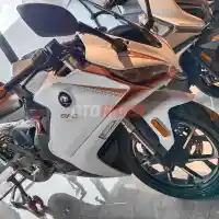 Galleri foto FOTO: QJ Motor OAO Pro, Calon Lawan Kawasaki Ninja e-1